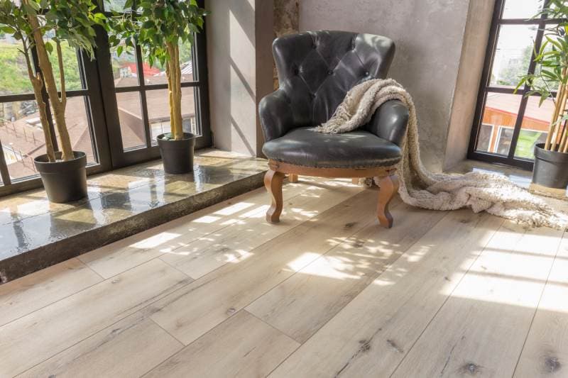 Замковая ПВХ плитка "Aquafloor" AF8004XL (1524*228*8 мм) — купить в Екатеринбурге